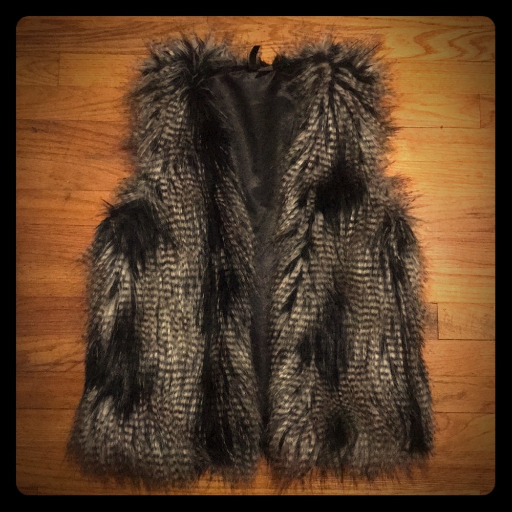 Faux Feather style fur vest